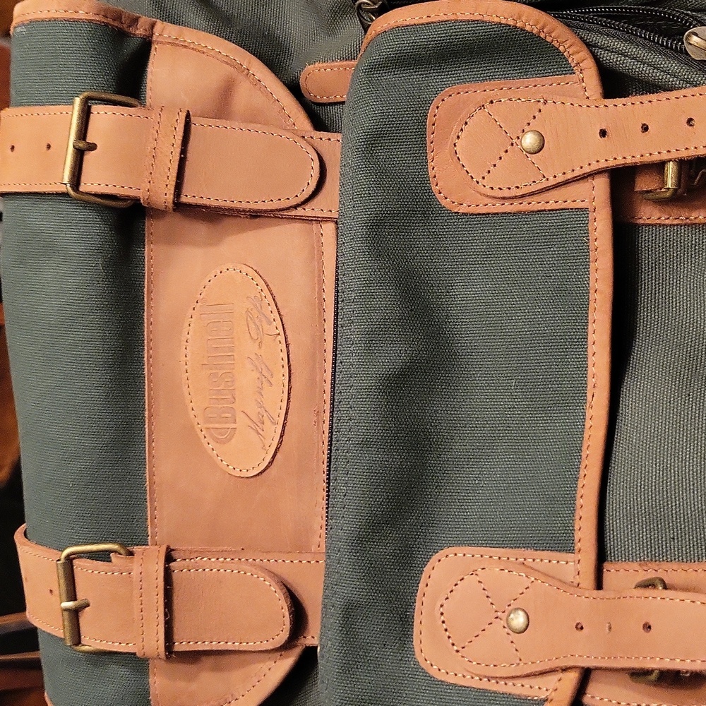 BUSHNELL Magnify Life Green/Tan Backpack - Picture 2 of 14